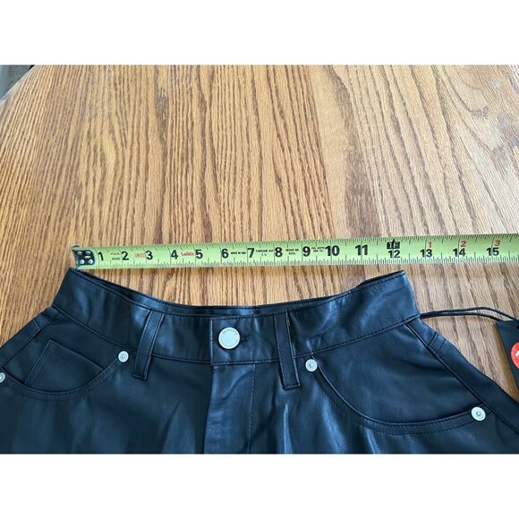 Blank NYC Womens Black Faux Leather Flare Shorts In Stunner Move Size 25 - Picture 5 of 9